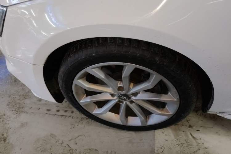 Used Audi A4L 2018 30th Anniversary Edition 40 TFSI Fashion Model
