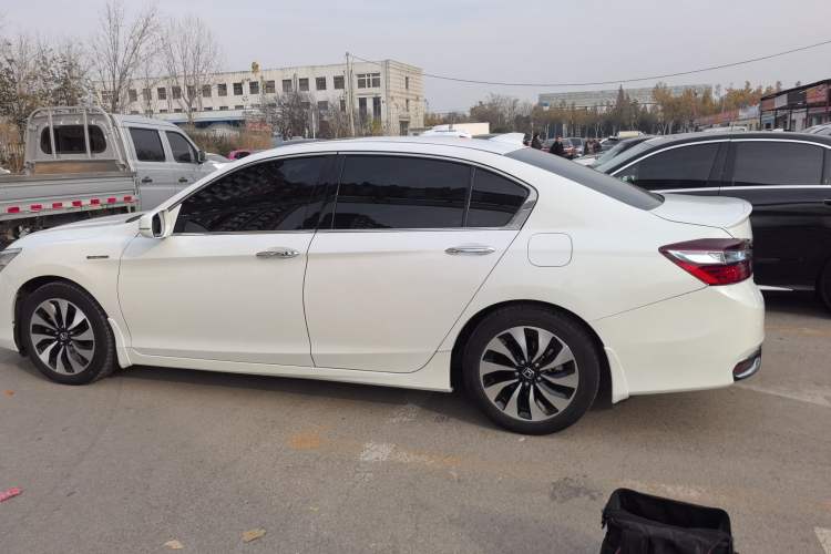 Used Honda Accord 2016 Hybrid 2.0L Sharp Edition
