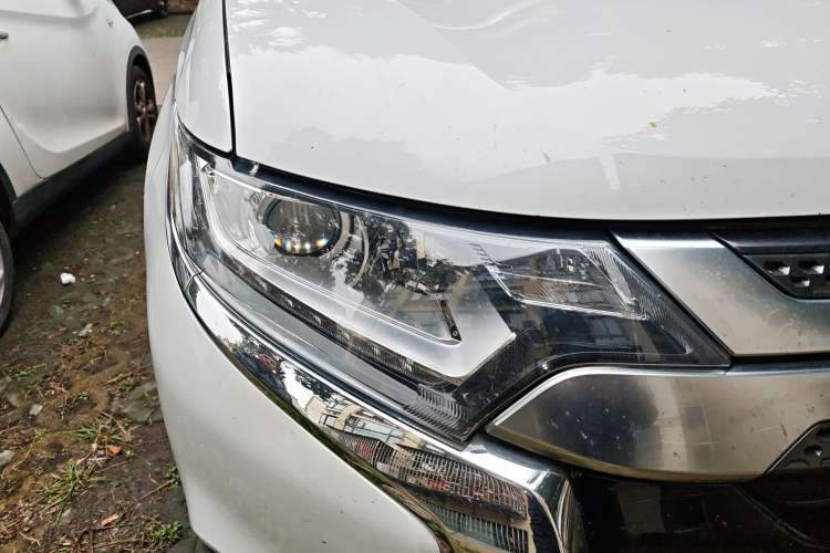 Used Mitsubishi Outlander 2019 2.0L Two-Wheel Drive Comfort Edition 5 Seats China VI Standard