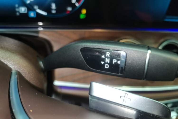 Used Mercedes-Benz E-Class 2021 Restyled E 300 L Luxury Edition
