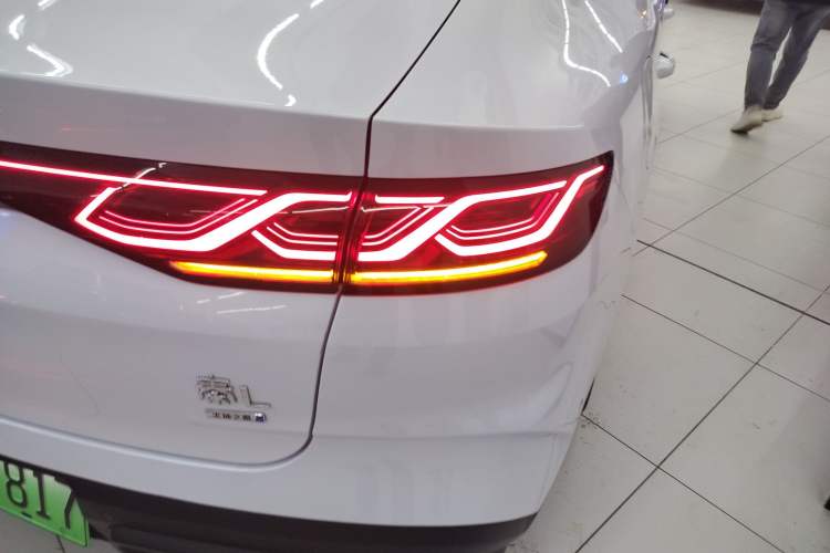 Used BYD Qin L 2025 DM-i Smart Drive 80KM Leading Model
