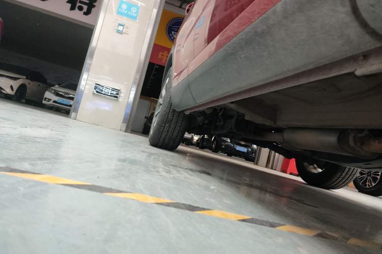 Used Wey VV6 2018 2.0T Two-Wheel Drive Flagship Version China V Standard