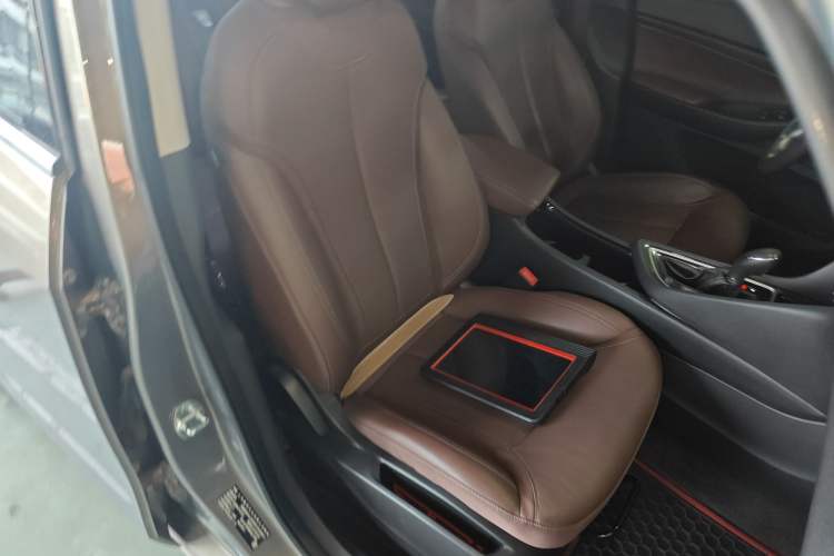 Used Buick GL6 2019 18T 6-Seater Connected Luxury Version China VI Standard
