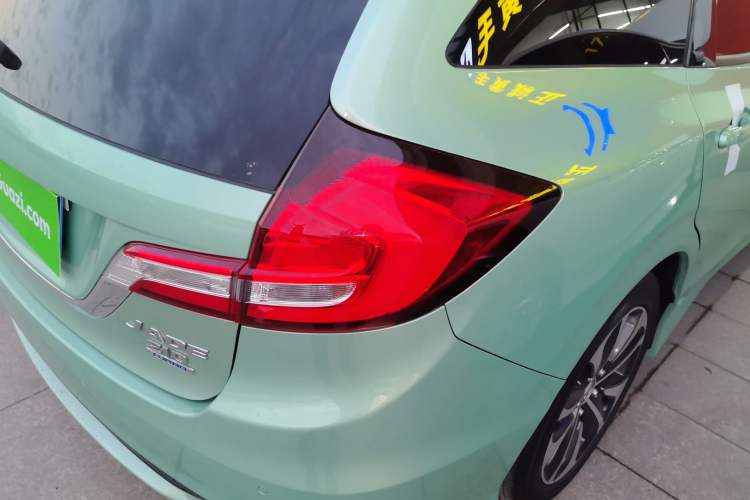 Used Honda Jade 2017 210TURBO CVT Fashion Edition 5-seater
