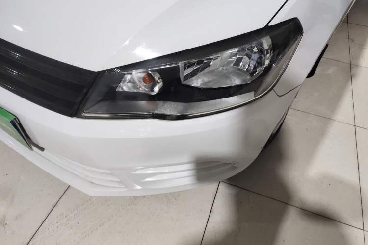 Used Volkswagen Jetta 2015 Value Edition 1.6L Manual Fashionable Style