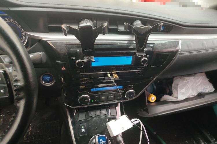 Used Toyota Corolla 2016 Dual-Engine 1.8L E-CVT Elite Edition
