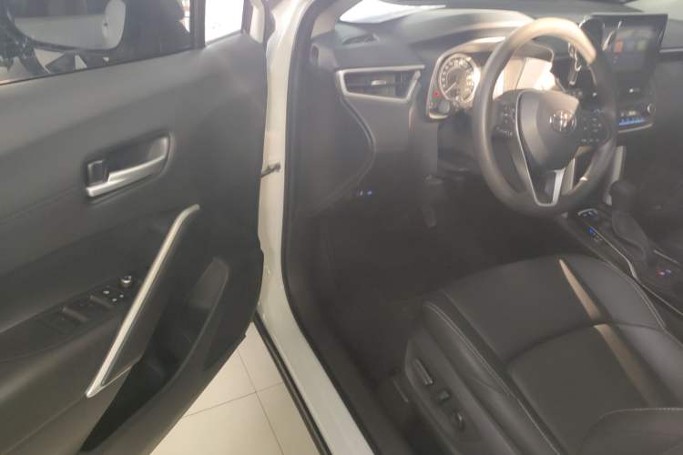 Used Toyota FRONTLANDER 2022 2.0L CVT Luxury Edition
