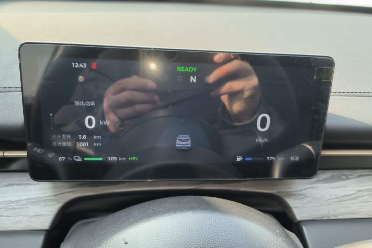 Used Wuling Xingguang S 2025 Model, 130km Leading Edition