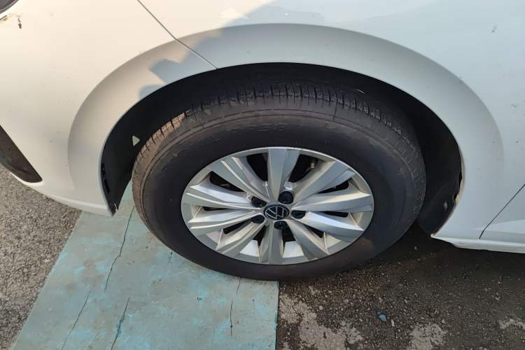 Used Volkswagen Lavida 2023 New Rui 1.5L Automatic New Yi Edition