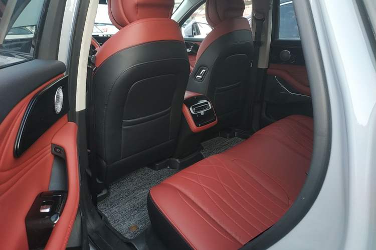 Used  Stellar 2023 400T Two-Wheel Drive Comfort Edition