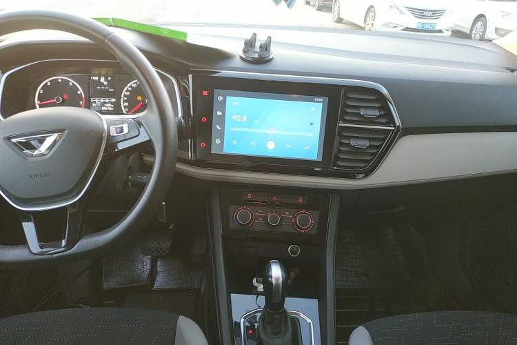 Used Jetta VS5 2022 280TSI Automatic Trend Edition
