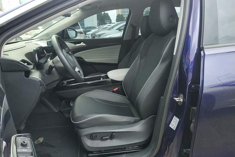 Used Volkswagen ID.6 X 2022 ZhiXiang Pure Long-Range Edition
