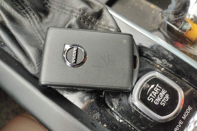 Used Volvo XC60 2019 T5 4x4 Smart Edition China VI Standard