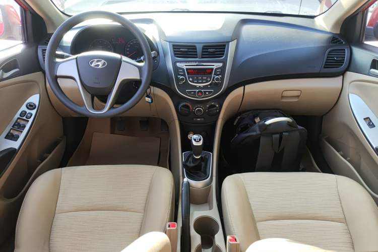 Used Hyundai Verna 2014 1.4L Manual Smart GLS Trim
