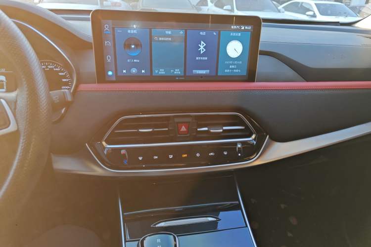 Used SOL X8 2021 300T DCT Luxury Smart Connect Edition 7 Seats
