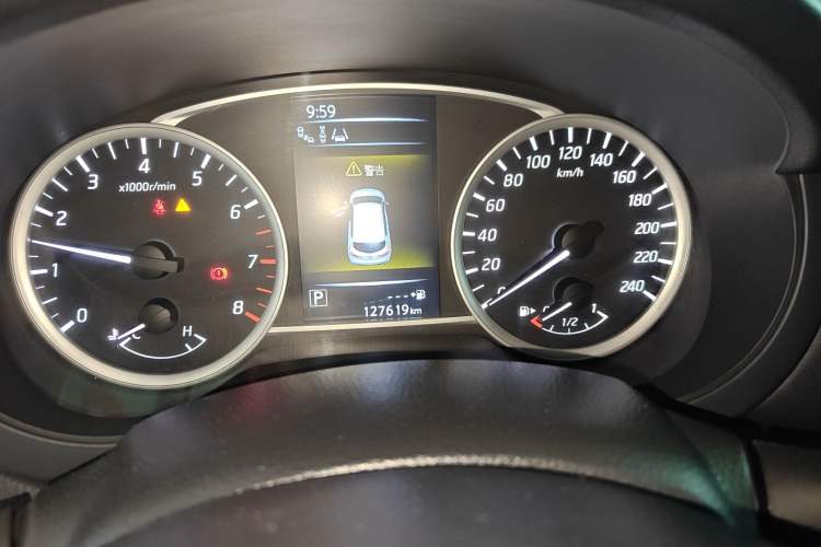 Used Nissan Tiida 2016 1.6L CVT Smart Drive Edition