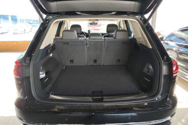 Used Volkswagen Touareg 2019 2.0 TSI Ruiyi Edition China V Standard
