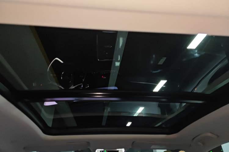 Used Buick LaCrosse 2025 28T Platinum Edition
