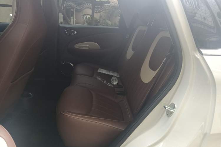 Used Wuling Bingo 2023 333 km Lingxi Connected+ Version
