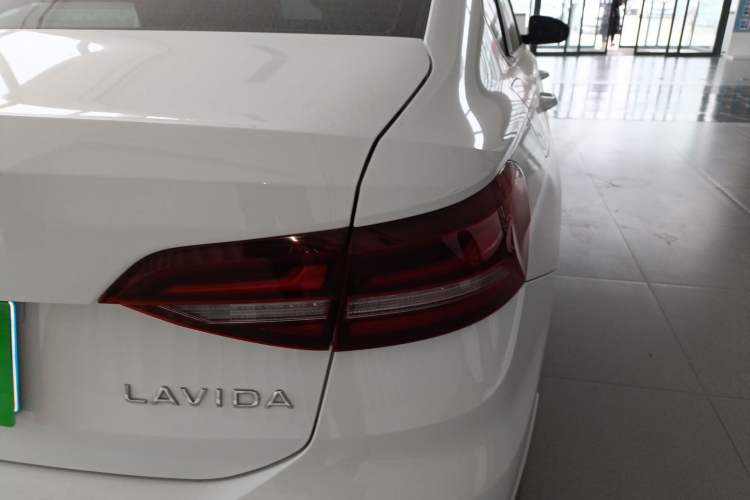 Used Volkswagen Lavida 2023 Revised 1.5L Automatic DeYi Edition
