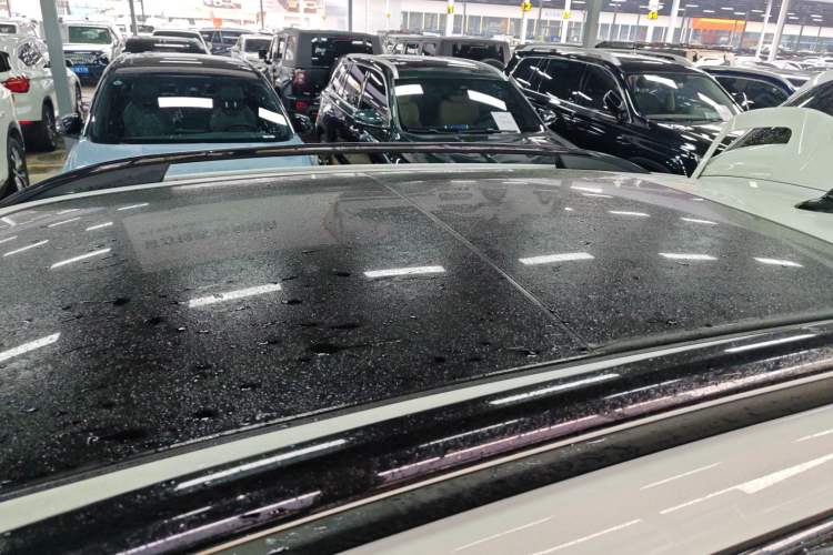 Used Roewe RX5 2023 PLUS 330TGI Automatic Trendsetting Smart Edition
