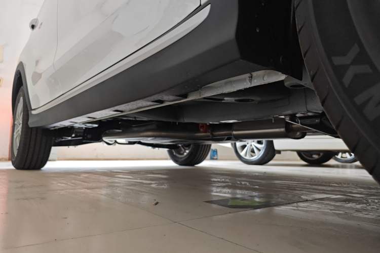 Used Roewe RX5 2025 PLUS 330TGI Automatic Trendsetting Smart Edition
