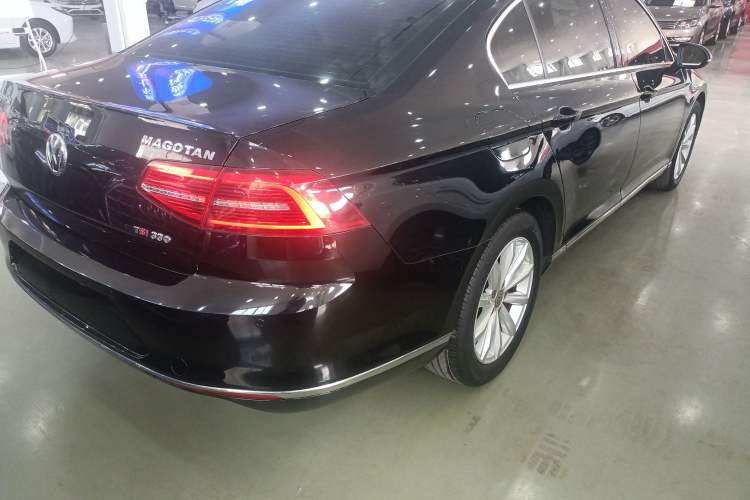 Used Volkswagen Magotan 2018 330TSI DSG Advanced Model