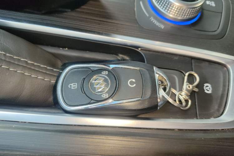 Used Buick Velite 6 2022 Plug-in Hybrid Connected Fashion Model
