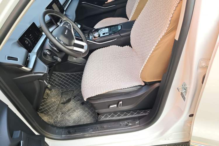 Used Haval H6 2024 1.5T Two-Wheel-Drive Classic Edition
