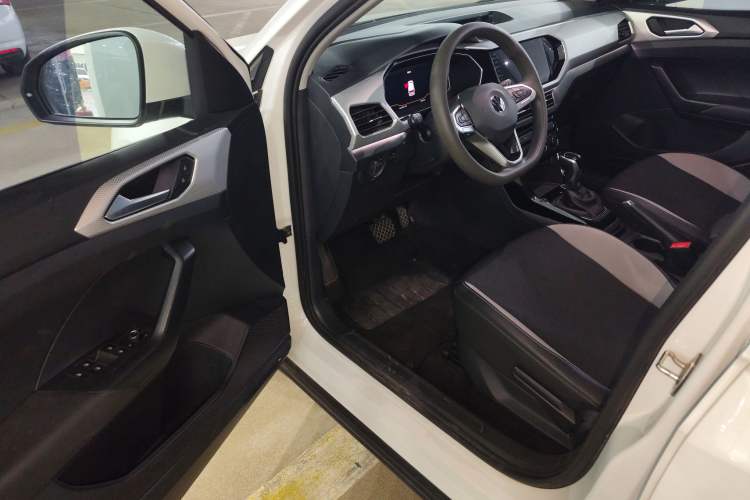 Used Volkswagen Tacqua 2023 200TSI DSG Joy-Connect Edition
