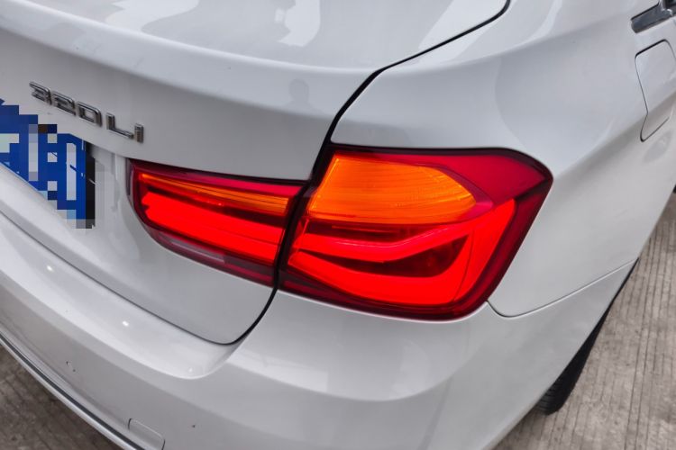 Used BMW 3 Series 2016 320Li Ambition Model
