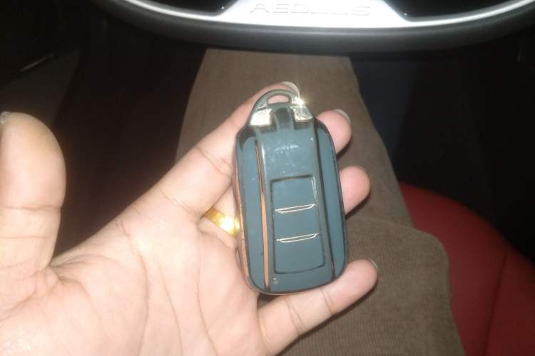 Used Dongfeng Aeolus Yixuan MAX 2021 1.5T Ultra-Stylish Trendsetter Edition
