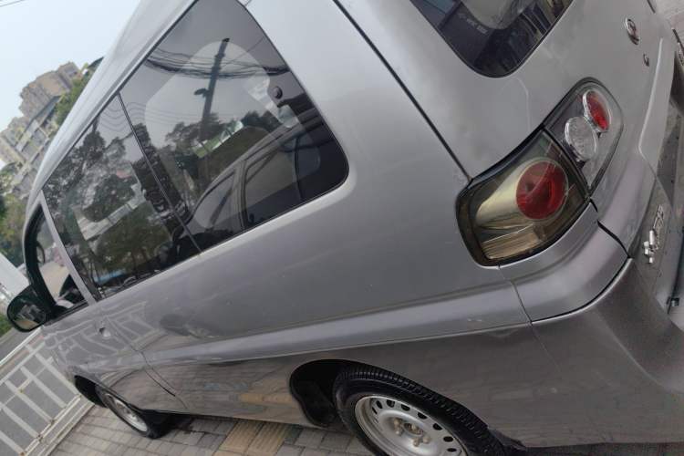 Used FORTHING Lingzhi 2015 V3 1.5L 7-Seater Luxury Model
