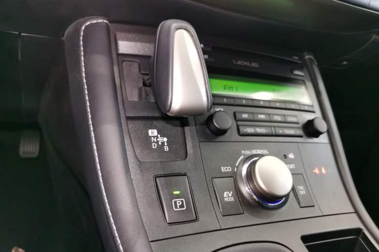 Used Lexus CT 2017 CT200h Elite Edition Monotone China VI