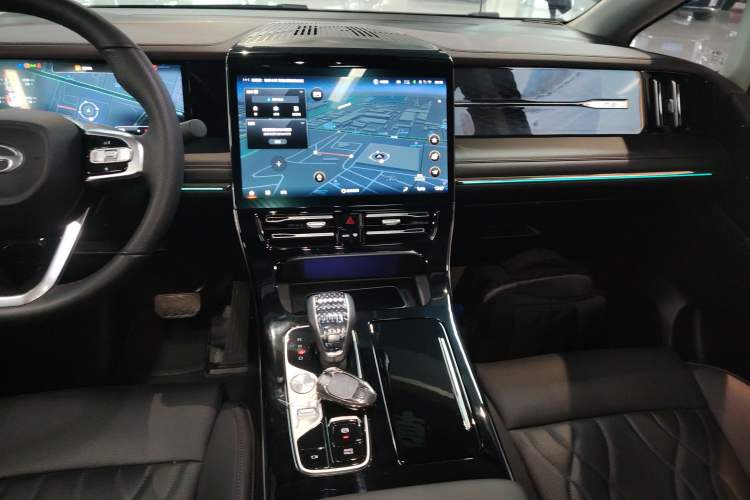 Used GAC Trumpchi M8 2024 Master Series Super Hybrid Edition
