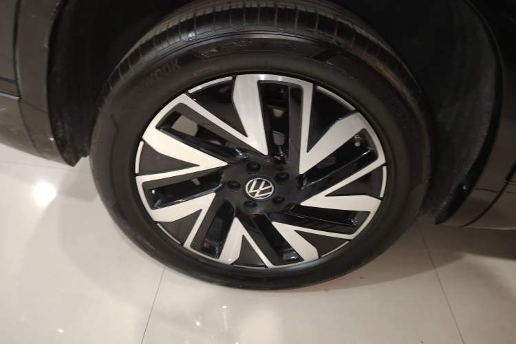 Used Volkswagen Tayron 2024 330TSI Two-Wheel Drive R-Line High-Energy Version