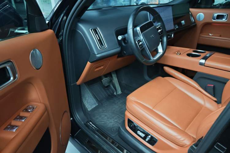 Used Li Auto L8 2023 Pro Model
