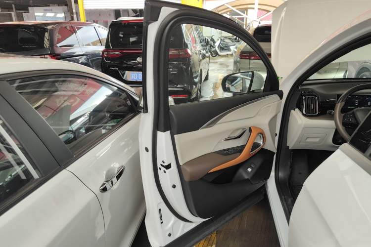 Used BYD Song Pro New Energy 2023 Champion Edition DM-i 110KM Excellence Model
