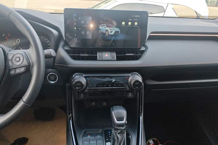 Used Toyota Wildlander 2024 2.0L CVT Two-Wheel Drive Luxury PLUS Edition