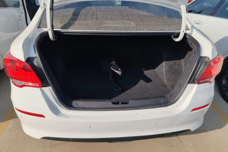 Used Chevrolet Cavalier 2019 320 Automatic Enjoyment with Sunroof
