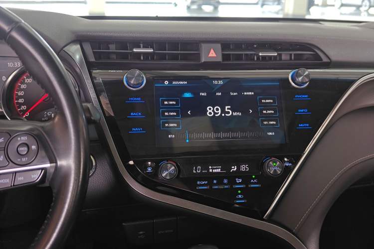 Used Toyota Camry 2019 2.5S FENGSHANG Version China VI Standard
