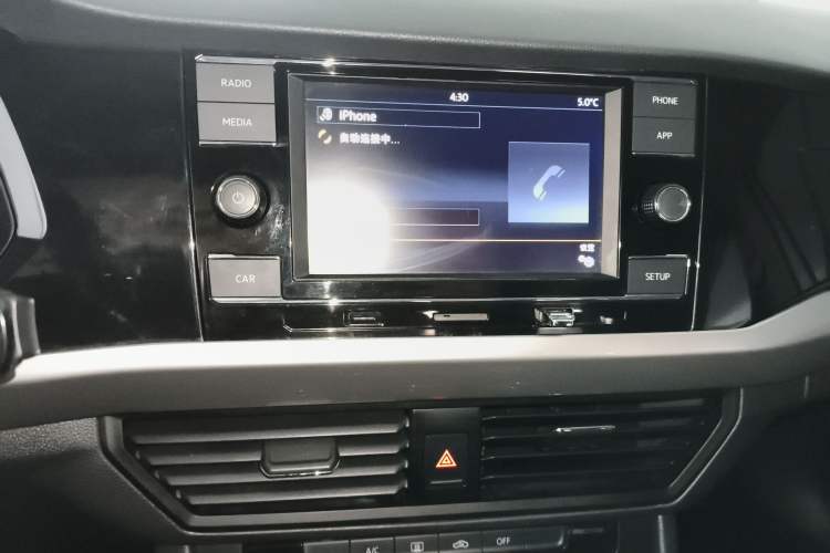 Used Volkswagen Bora 2020 1.5L Manual Fashion Edition
