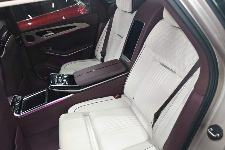 Used Hongqi H9 2020 3.0T Smart Connect Flagship Four-Seat Version