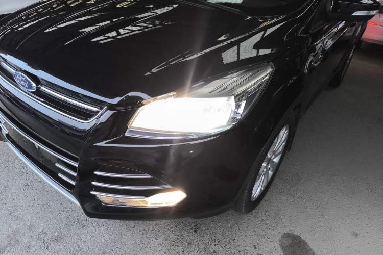 Used Ford Kuga 2013 1.6L GTDi Two-Wheel-Drive Trend Model
