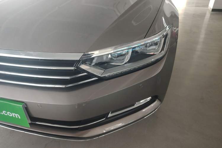 Used Volkswagen Magotan 2018 330TSI DSG Luxury Model