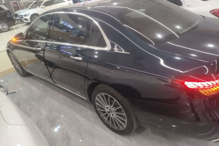 Used Mercedes-Benz E-Class 2023 Facelift E 260 L
