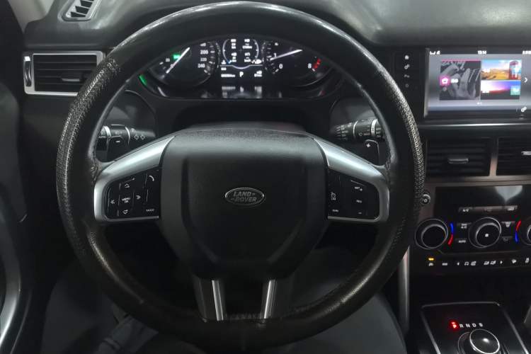 Used Land Rover Discovery Sport 2017 2.0T SE