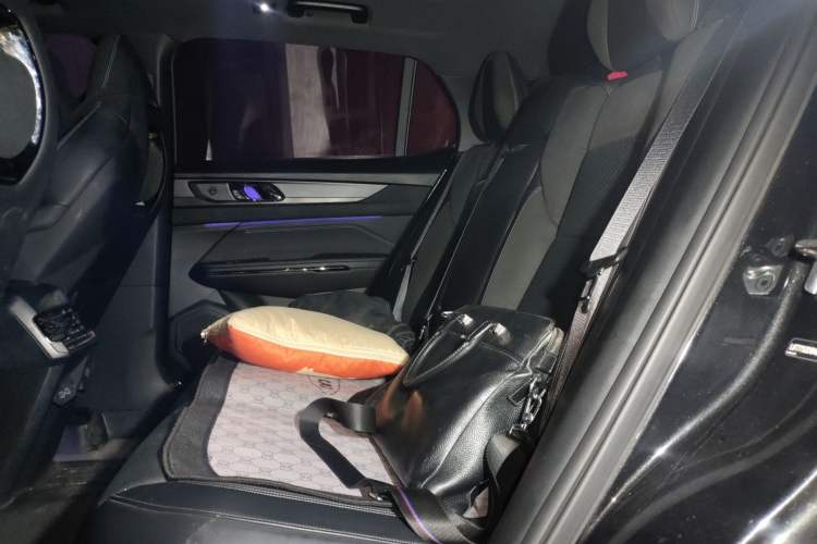 Used Lynk & Co 01 2023 2.0TD Four-Wheel Drive Dark Night Edition
