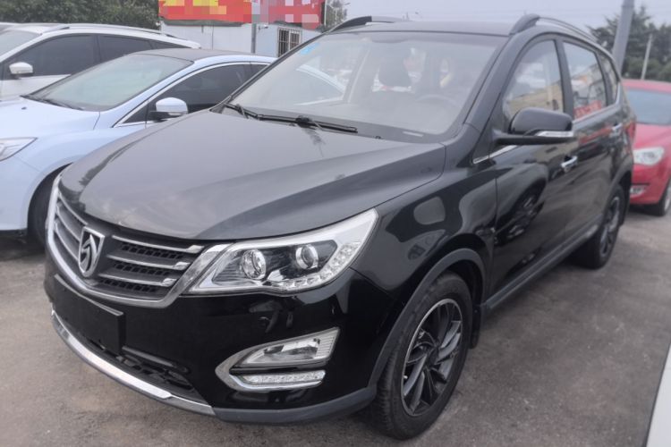 Used Baojun 560 2015 1.8L Manual Luxury Model