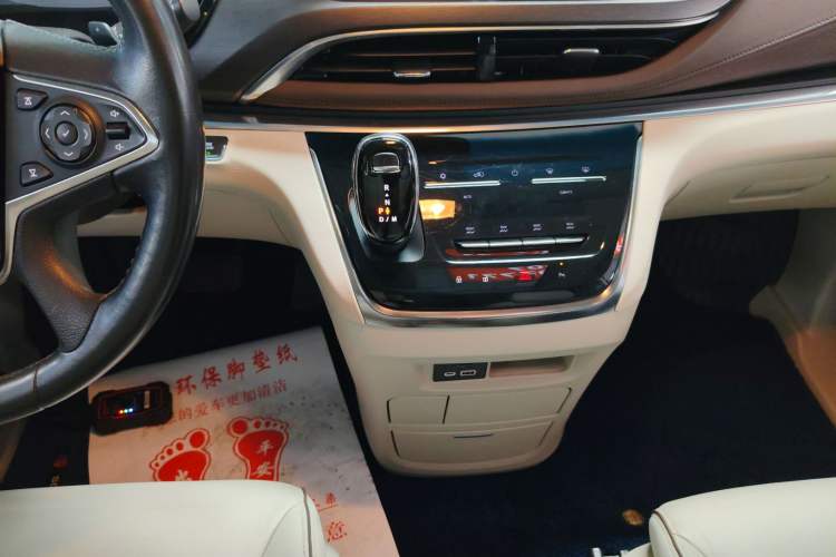 Used Buick GL8 2022 Land Business Class 652T Luxury Model
